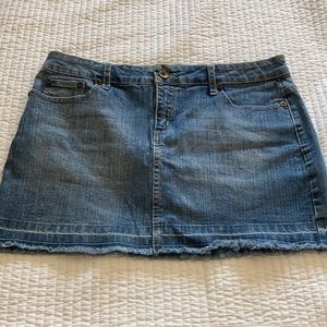 Denim mini skirt. Size 13